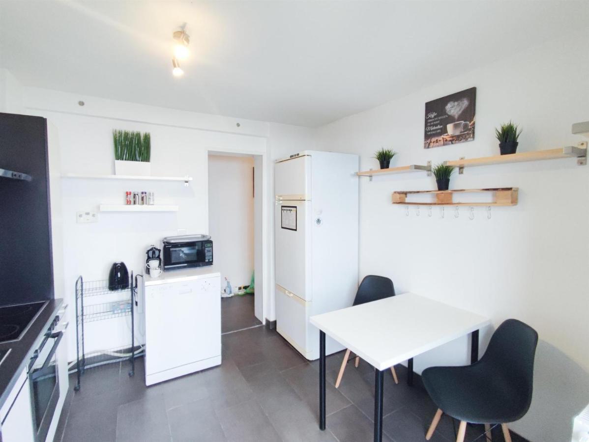 Alfa Stuttgart City 4Zw Beste City Lage Berliner Platz Max 8 Personen Netflix Kueche Wm L 4Br 7 Beds 8 People L Fully Equipped Kitchen & Bathroom Exterior photo
